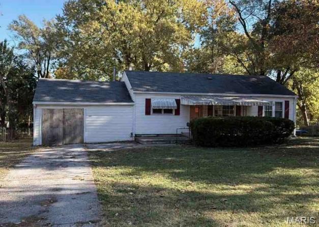 Photo of 5925 Crescent Avenue Raytown MO 64133