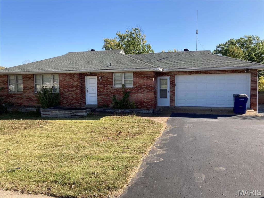 Photo of 4460 TELEGRAPH Road St Louis MO 63129