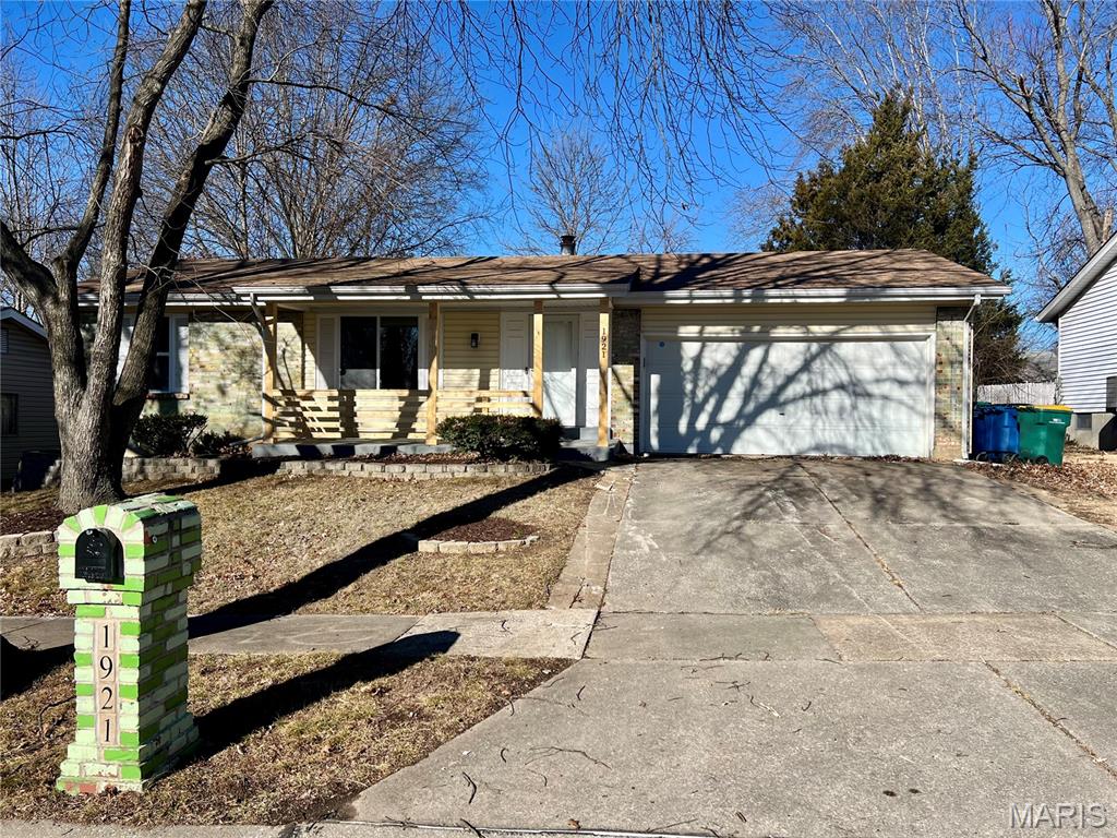 Photo of 1921 Lakeheights Lane Unincorporated MO 63138