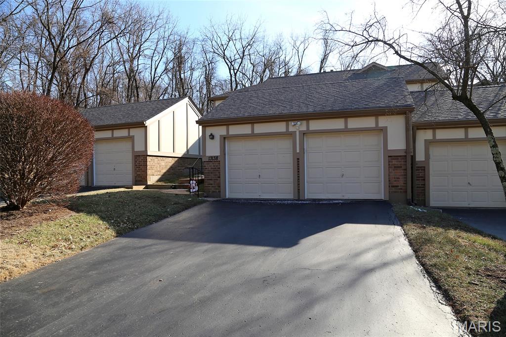Photo of 13138 Royal Pines Drive Maryland Heights MO 63146