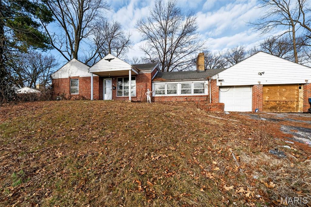 Photo of 9859 Scottdale Drive St Louis MO 63136