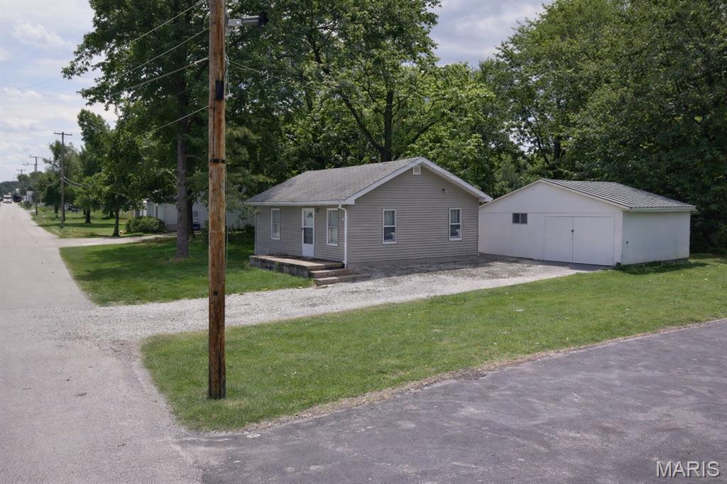 Photo of 2272 Carol Street East St Louis IL 62206