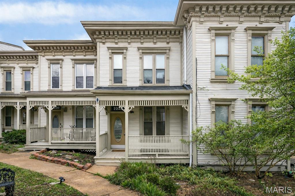 Photo of 2234 Hickory Street St Louis MO 63104