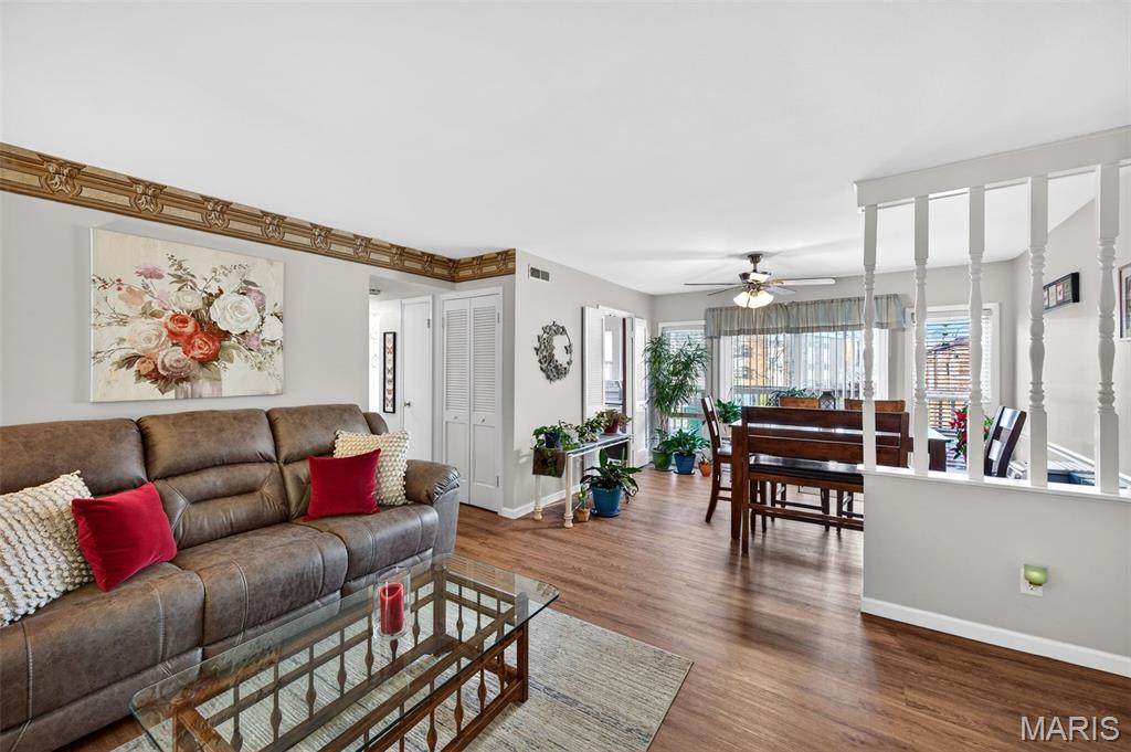 Photo of 4294 Chateau De Ville Drive #H St Louis MO 63129