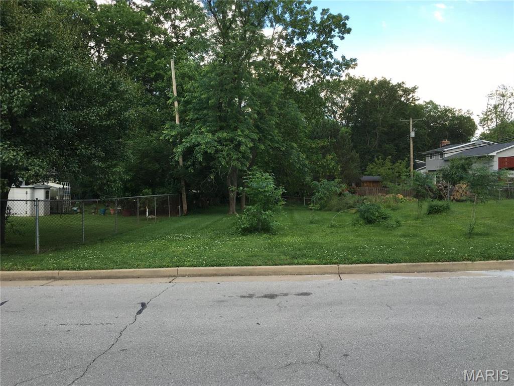 Photo of 1120 TAHITI Drive St Louis MO 63126
