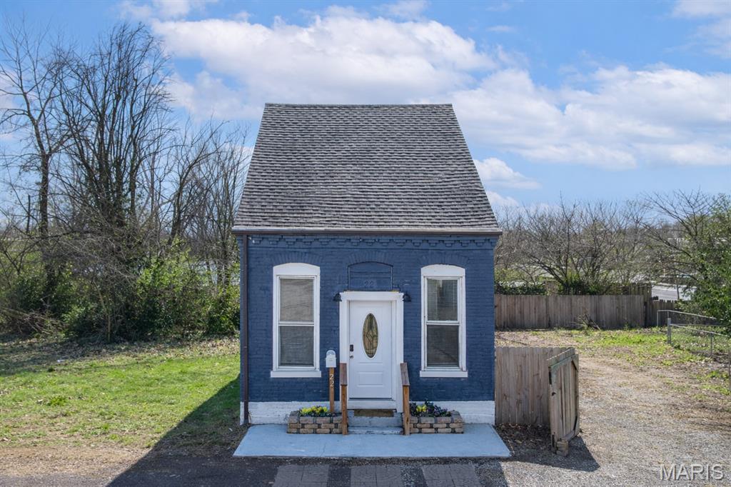 Photo of 22 S 15th Street Belleville IL 62220