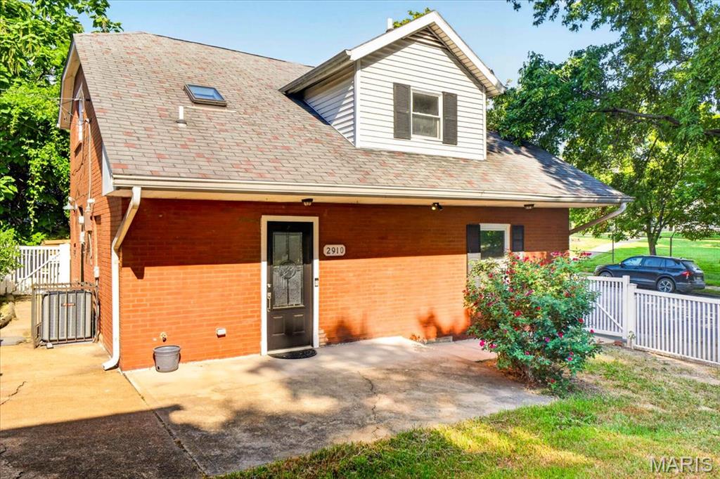 Photo of 2910 Osceola Street St Louis MO 63111