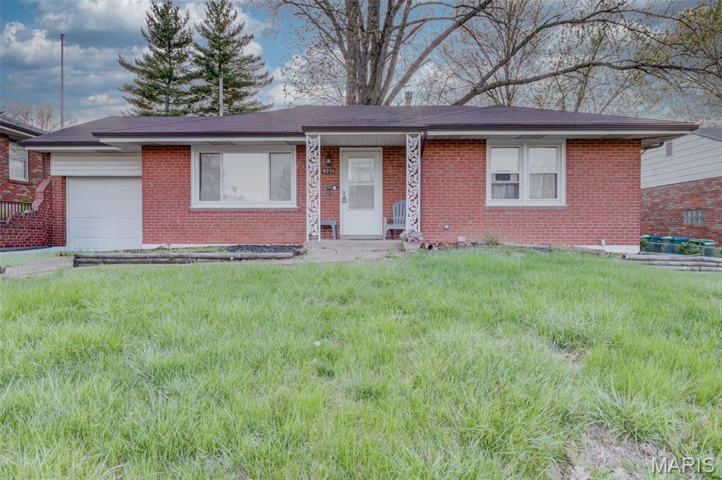 Photo of 9235 Filibert Drive St Louis MO 63137
