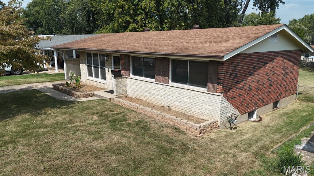 Photo of 1445 Bobbinray Avenue Florissant MO 63031