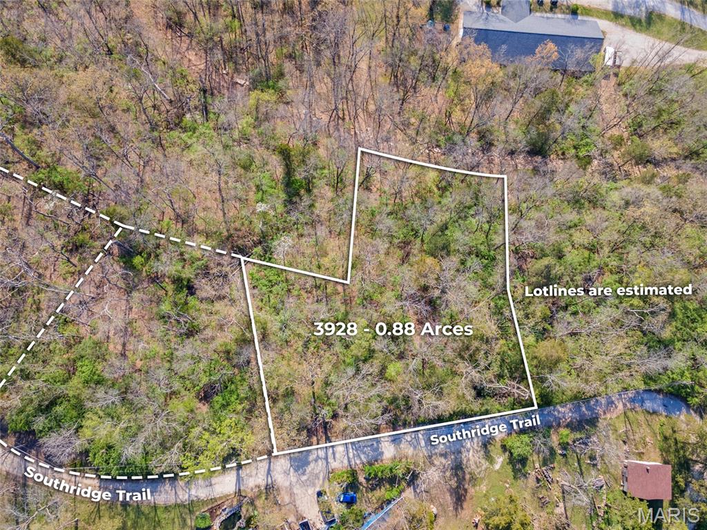 Photo of 3928 South Ridge Trail Byrnes Mill MO 63051