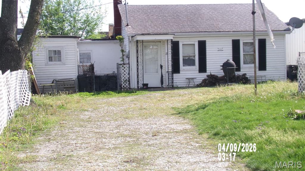 Photo of 8 East C Street Belleville IL 62220