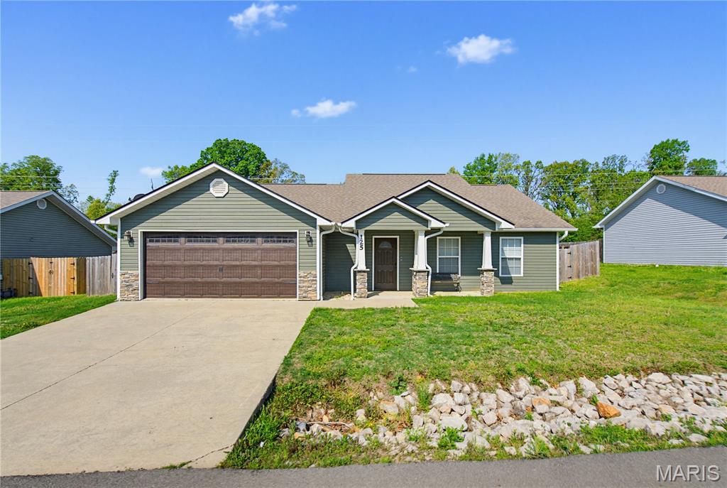 Photo of 125 Perseverance Drive Poplar Bluff MO 63901