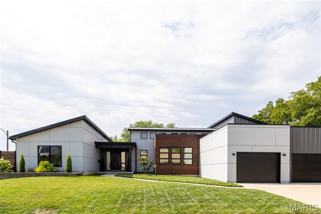Photo of 6906 Bruno Avenue St Louis MO 63139