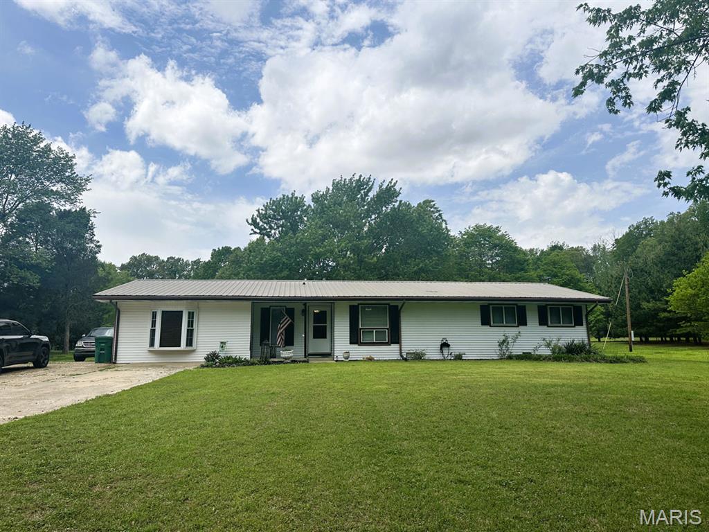 Photo of 18668 County Road 122 Malden MO 63863