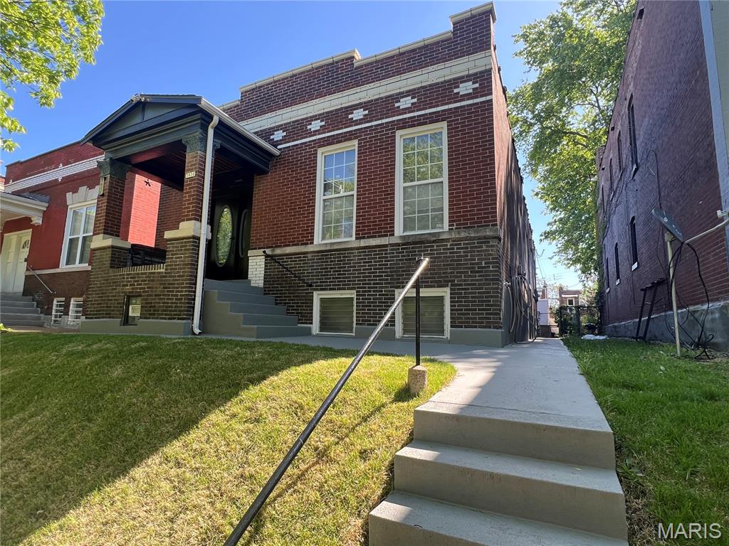 Photo of 3930 Pennsylvania Avenue St Louis MO 63118