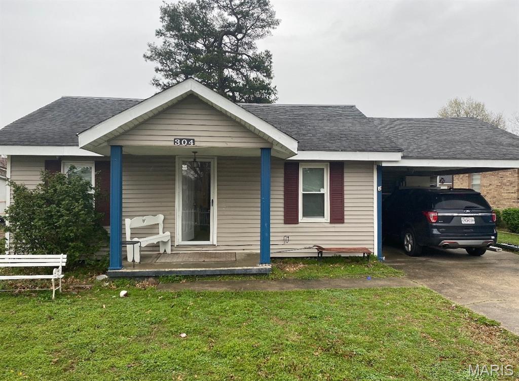 Photo of 304 N Anderson Avenue Gideon MO 63848
