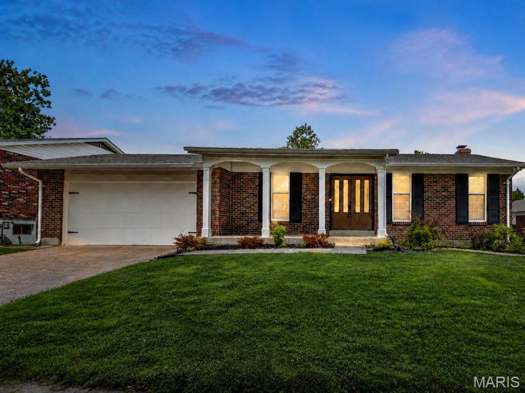 Photo of 4515 Firelight Drive Oakville MO 63129