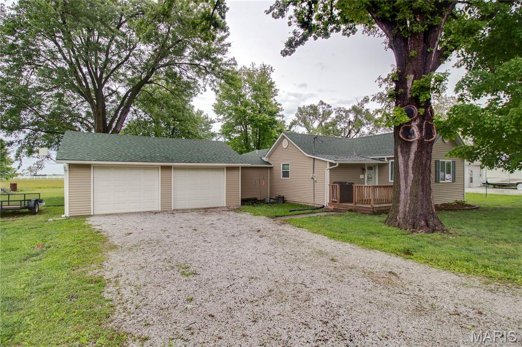 Photo of 313 E Charles Street Medora IL 62063