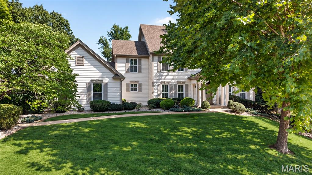 Photo of 17619 Bridgeway Drive Chesterfield MO 63005