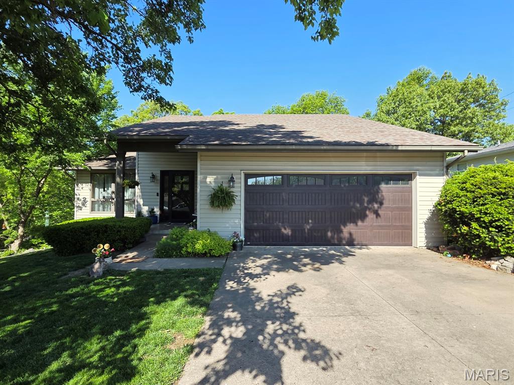 Photo of 403 Constantz Drive Canton MO 63435