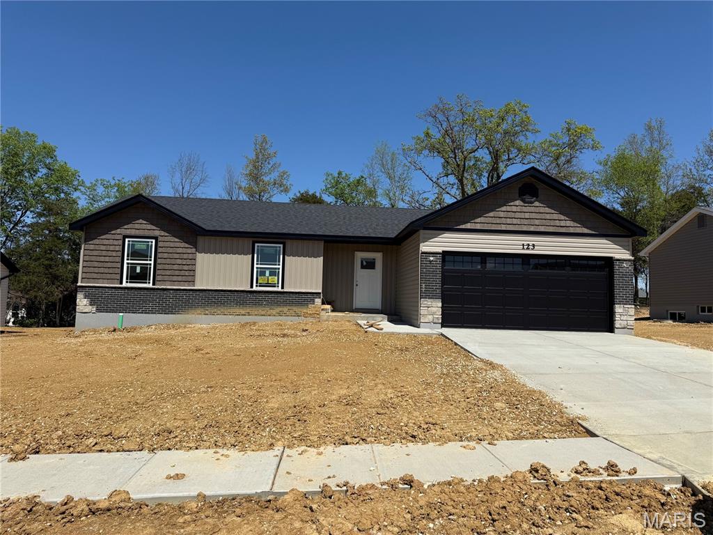 Photo of 28725 Woodland Heights Drive Warrenton MO 63383