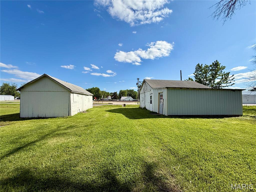 Photo of 409 Cleveland Street Shelbina MO 63468