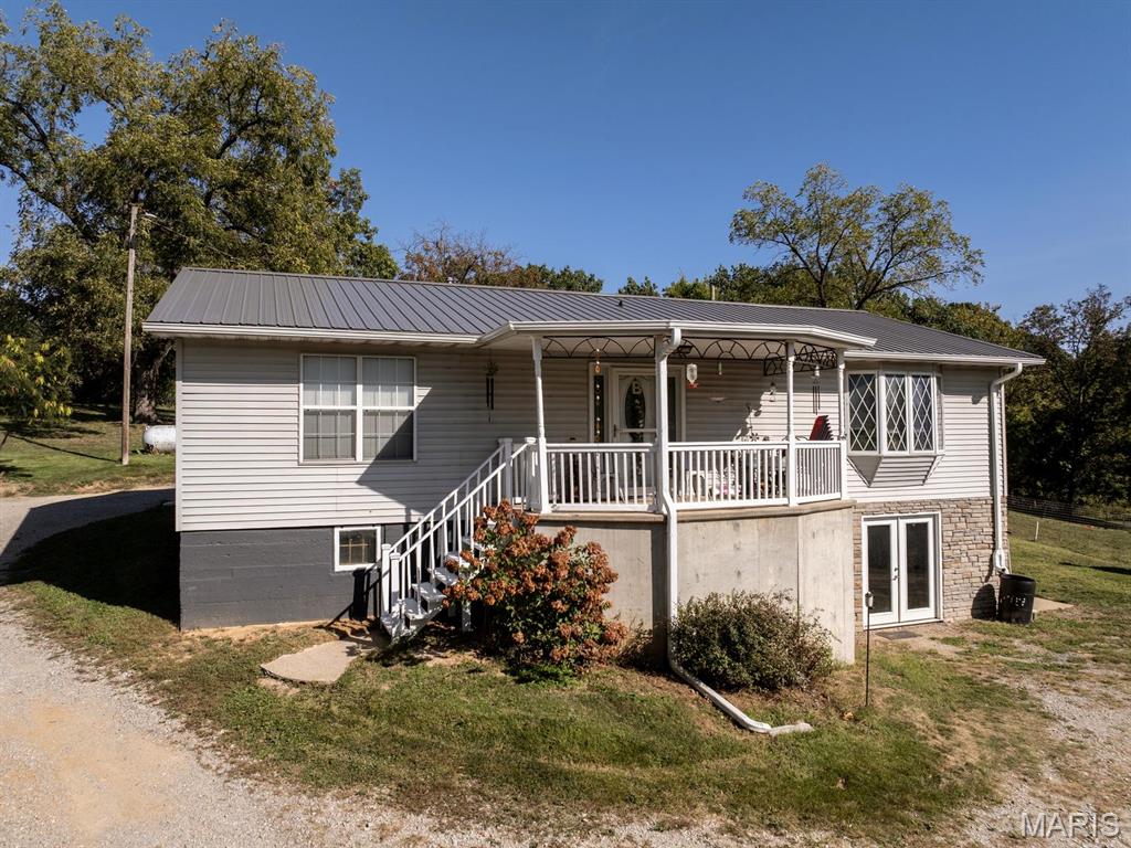 Photo of 12746 Thornberry Road New London MO 63459