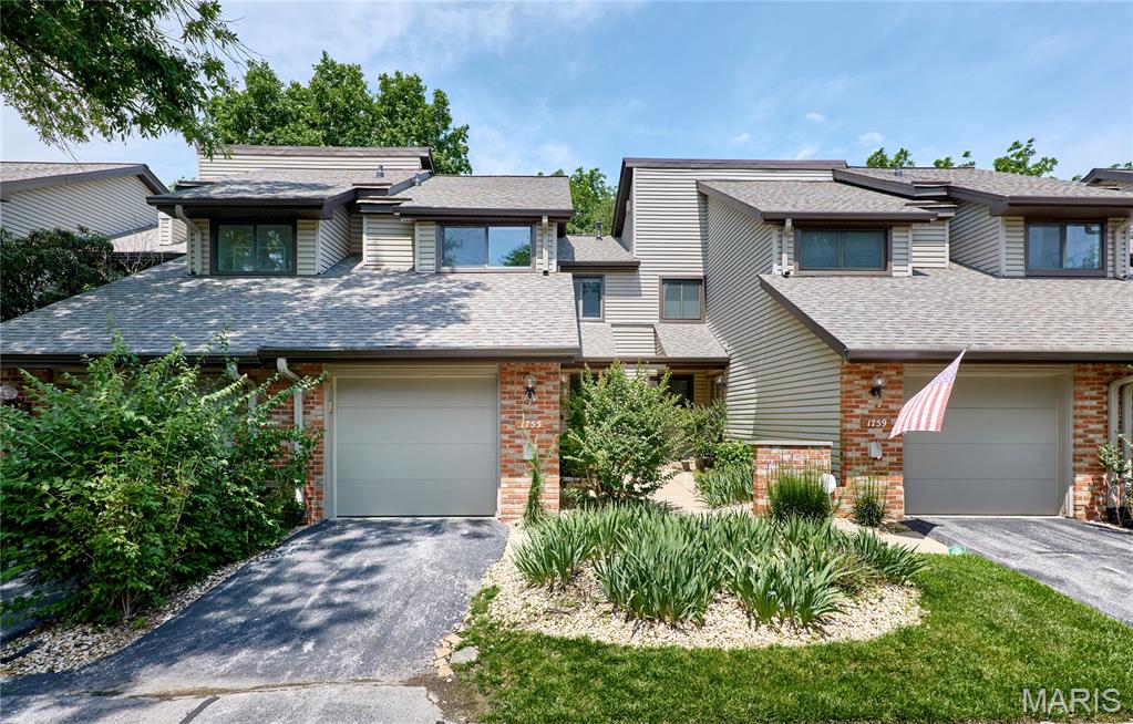 Photo of 1755 Robin Knoll Court St Louis MO 63146