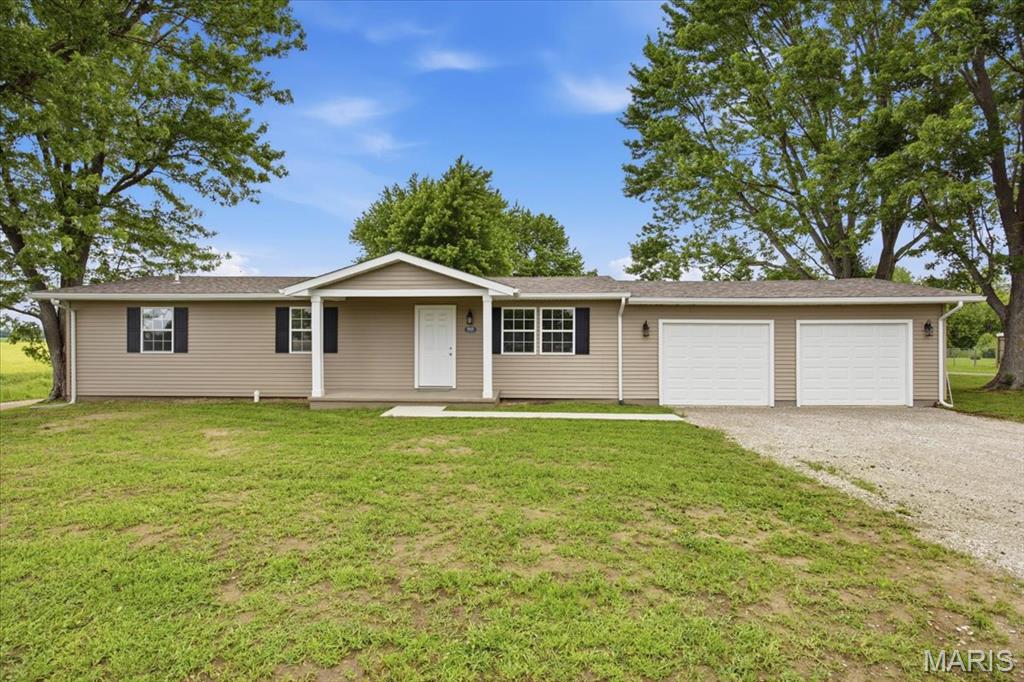 Photo of 913 Apple Street Keyesport IL 62253
