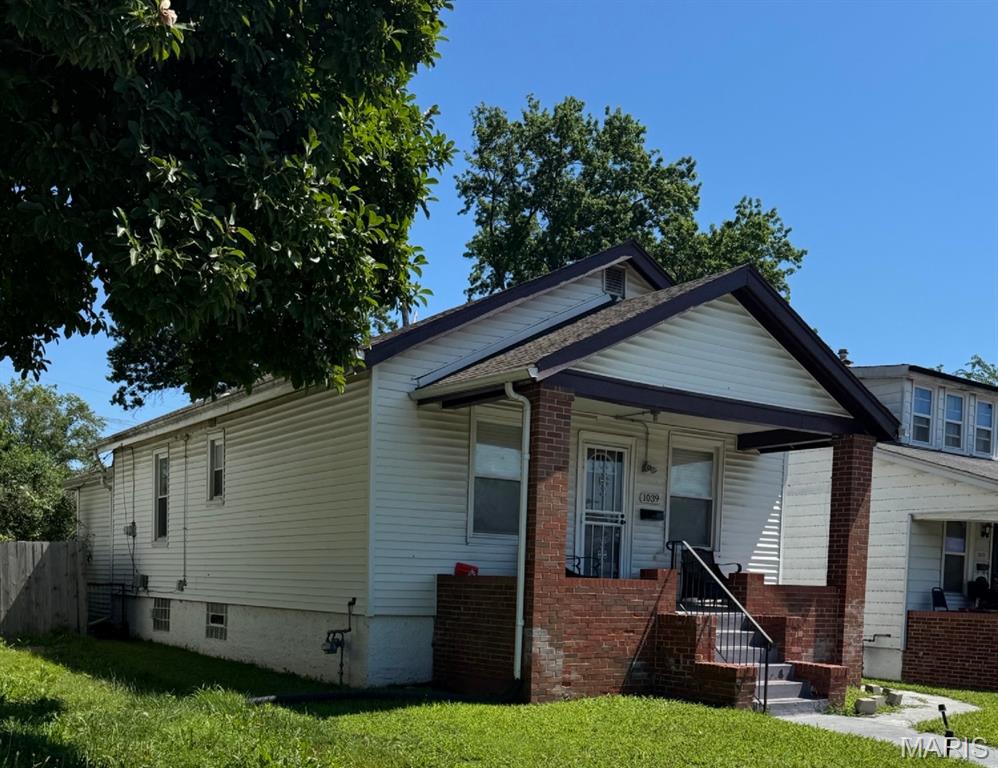 Photo of 1039 Wall Street St Louis MO 63147