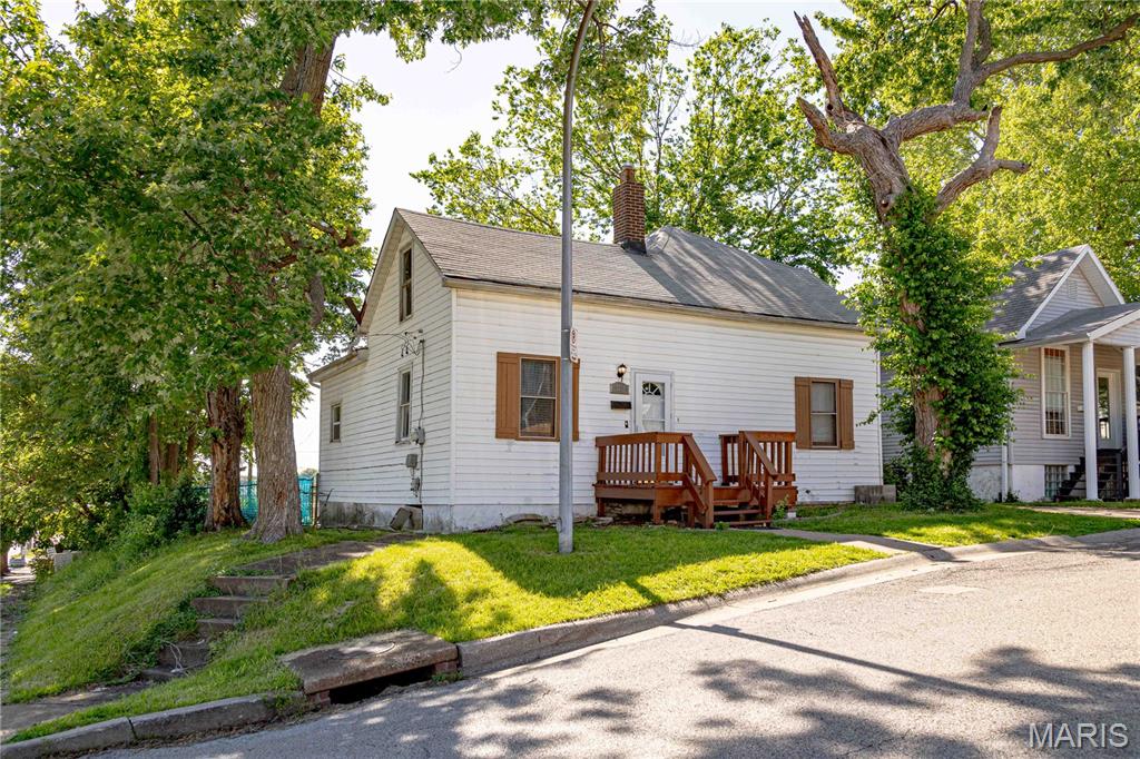Photo of 3702 Garnier Street St Louis MO 63116