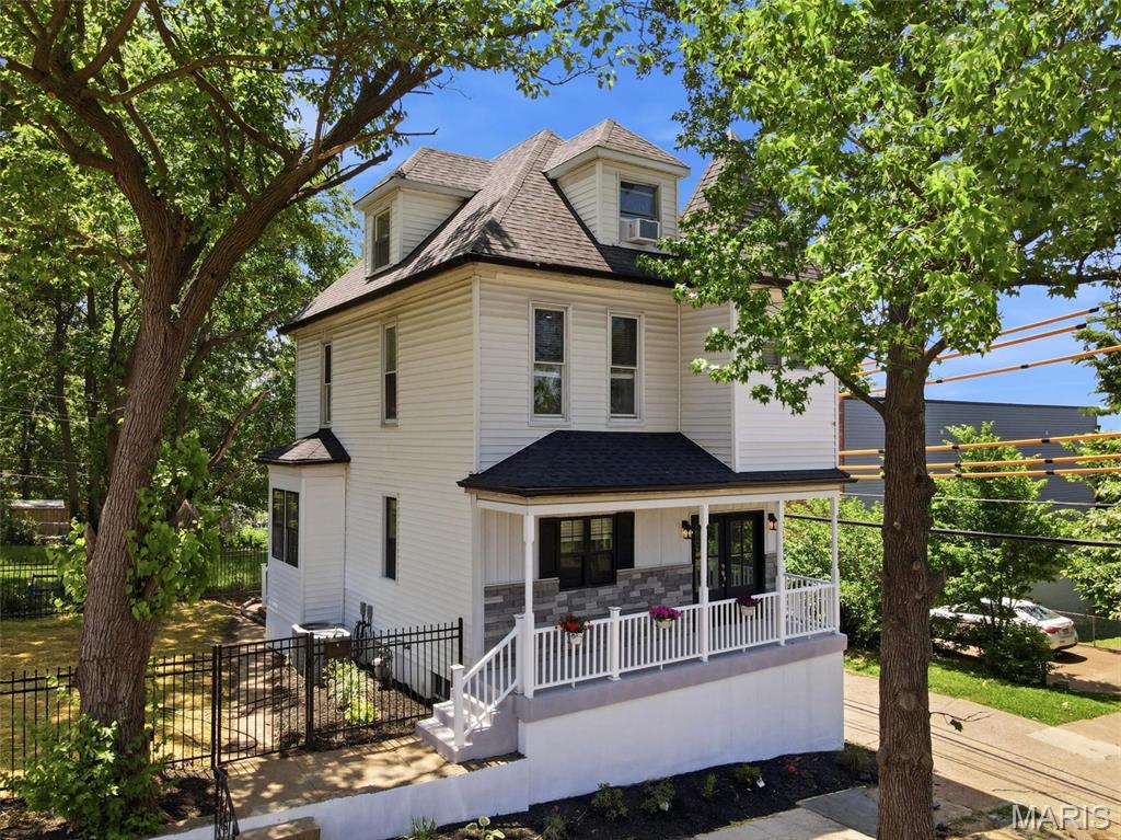 Photo of 5816 Reber Place St Louis MO 63139