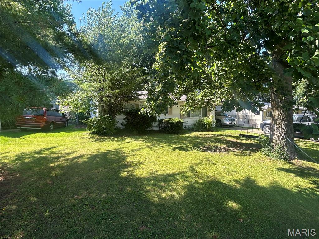 Photo of 9822 Treadway Lane St Louis MO 63134