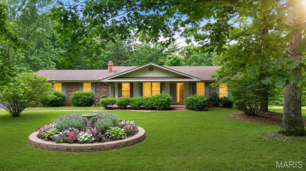 Photo of 43 E Nottingham Circle Sullivan MO 63080