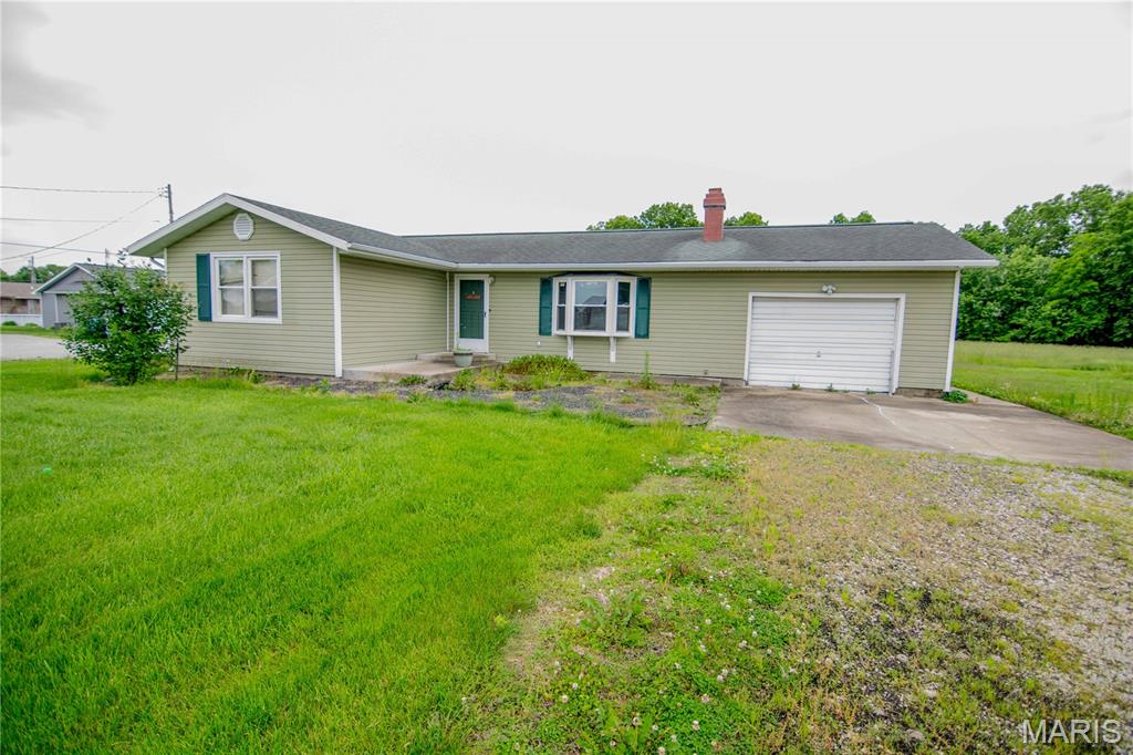 Photo of 408 E 1st Street Ramsey IL 62080
