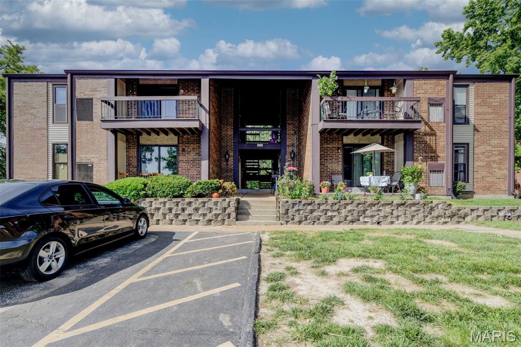 Photo of 4222 Kay Lane #7 Unincorporated MO 63123