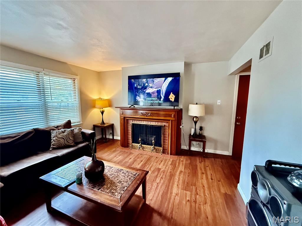Photo of 1047 Forest Home Drive Bellefontaine Nghbrs MO 63137
