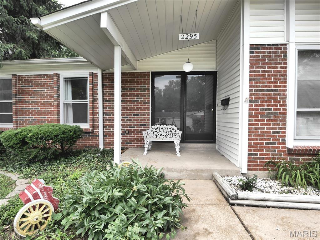 Photo of 2295 Woodgrass Drive St Louis MO 63114