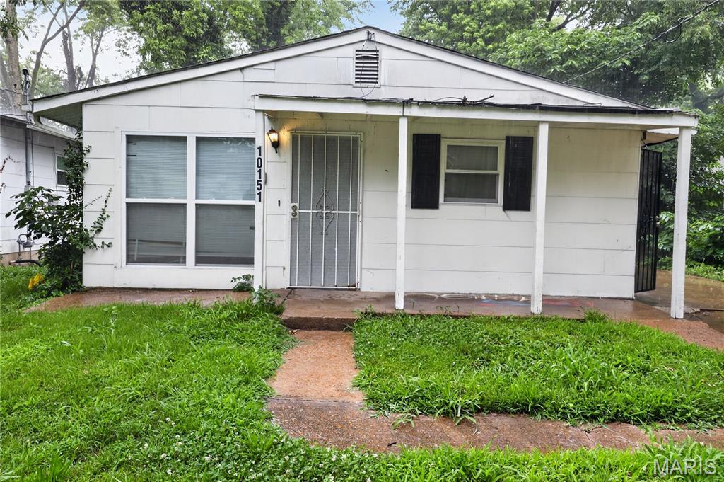 Photo of 10151 Mayfair Drive St Louis MO 63136