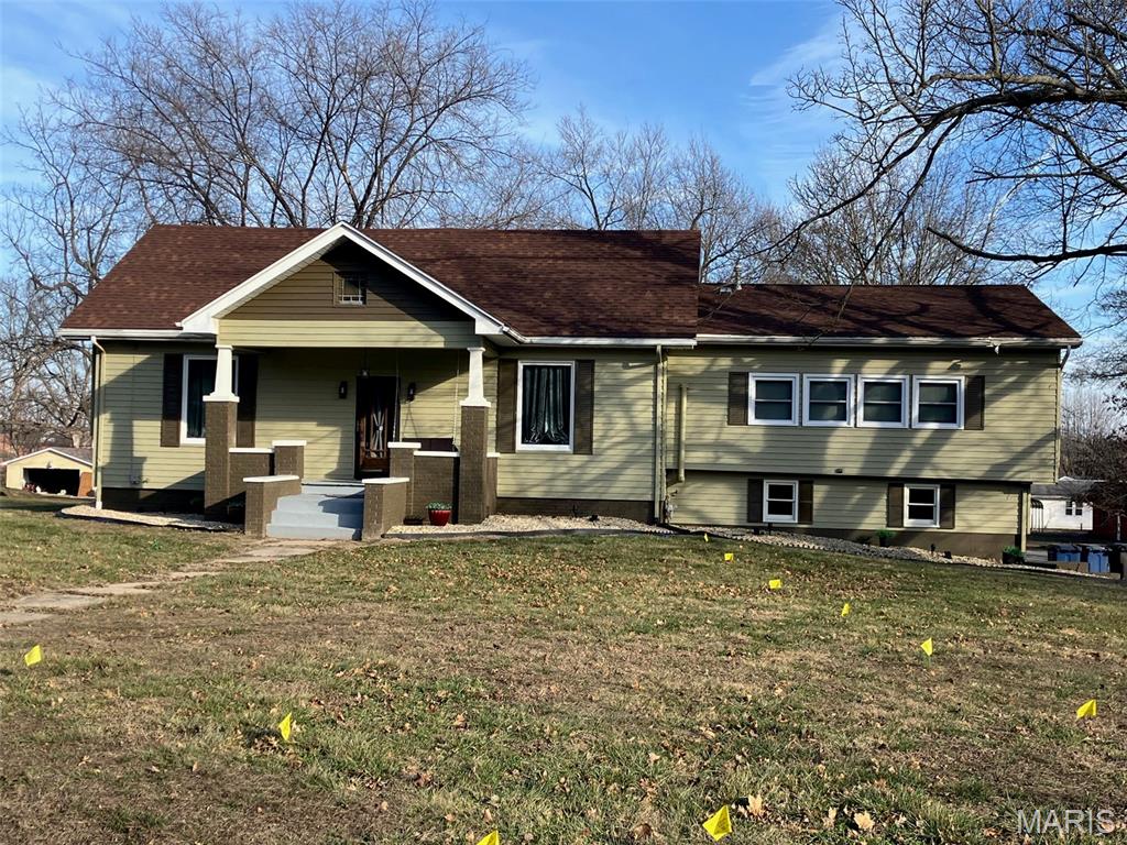 Photo of 920 E Beaumont Avenue Greenville IL 62246