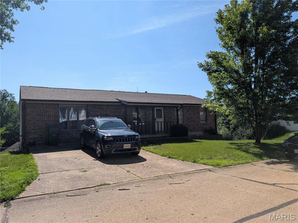 Photo of 2552 Somerville Drive High Ridge MO 63049