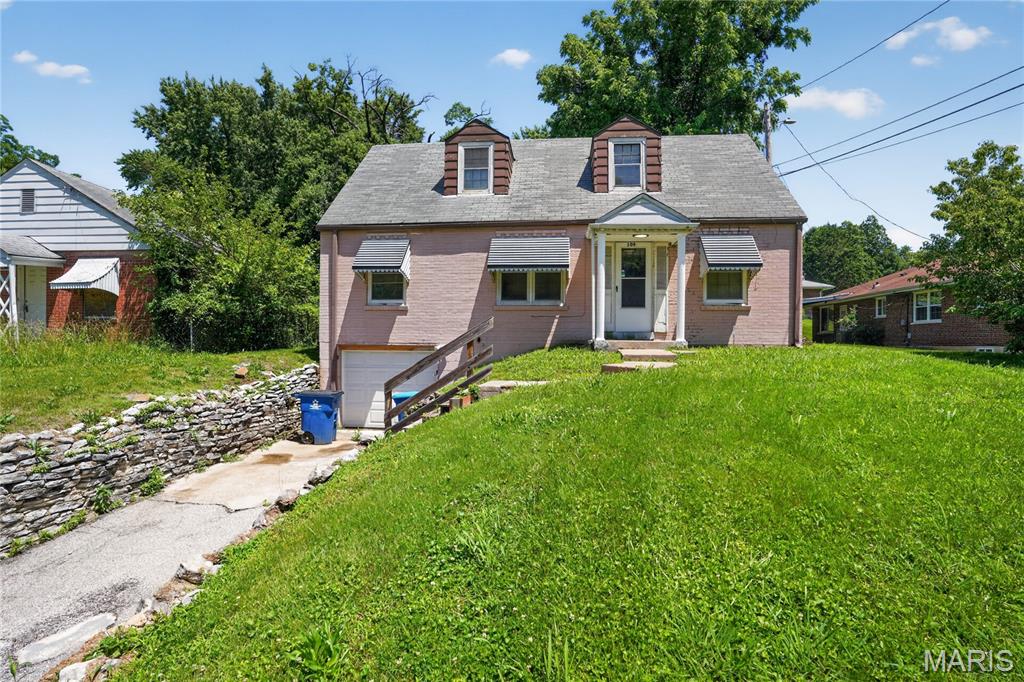 Photo of 109 Chambers Road St Louis MO 63137