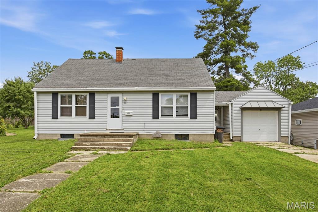Photo of 521 W Washington Avenue Greenville IL 62246