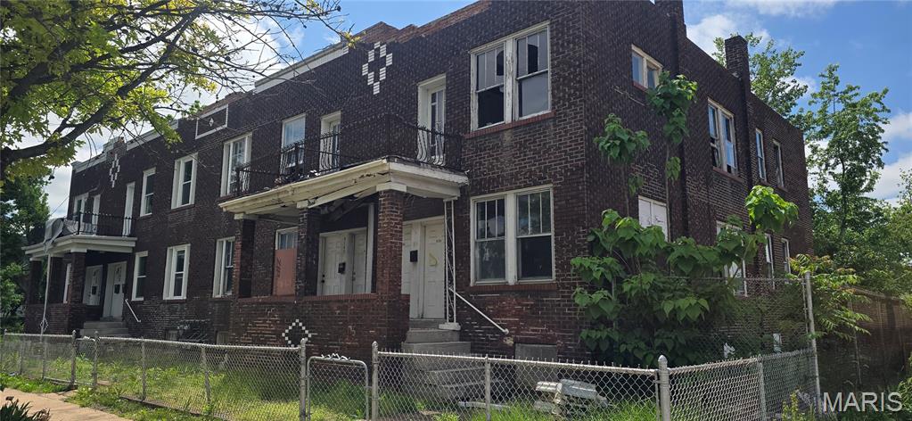Photo of 4158 E Green Lea Place St Louis MO 63115