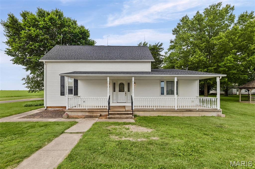Photo of 809 S Front Street Okawville IL 62271