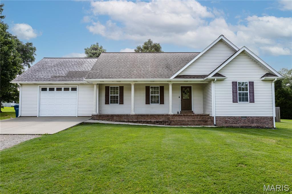 Photo of 11679 Finley Drive Dexter MO 63841