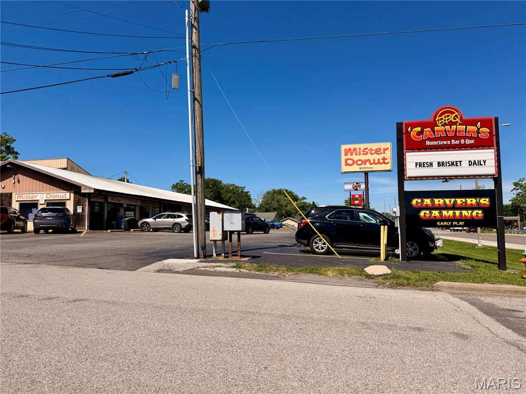 Photo of 2720 Grovelin Street Godfrey IL 62035