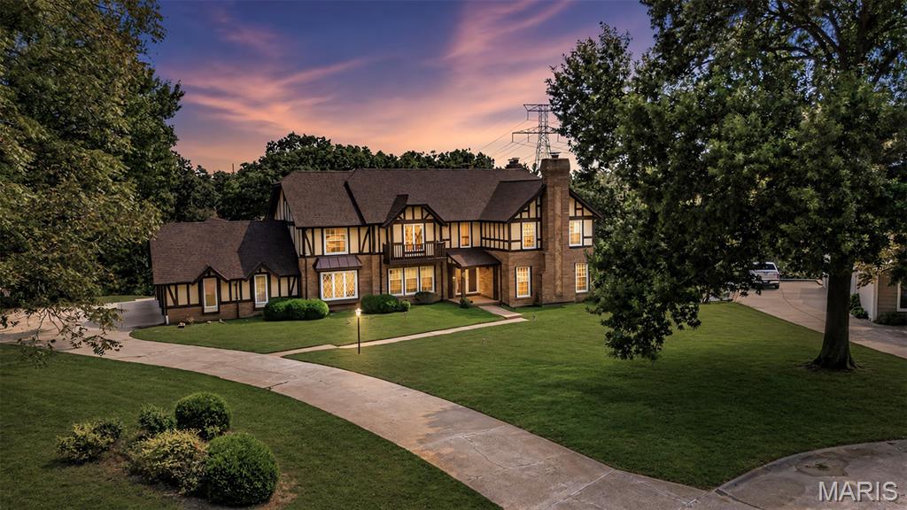 Photo of 16726 Kehrsgrove Drive Chesterfield MO 63005