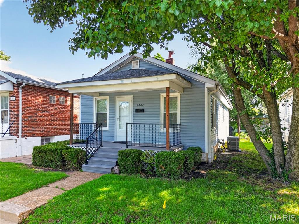 Photo of 5827 W Park Avenue St Louis MO 63110