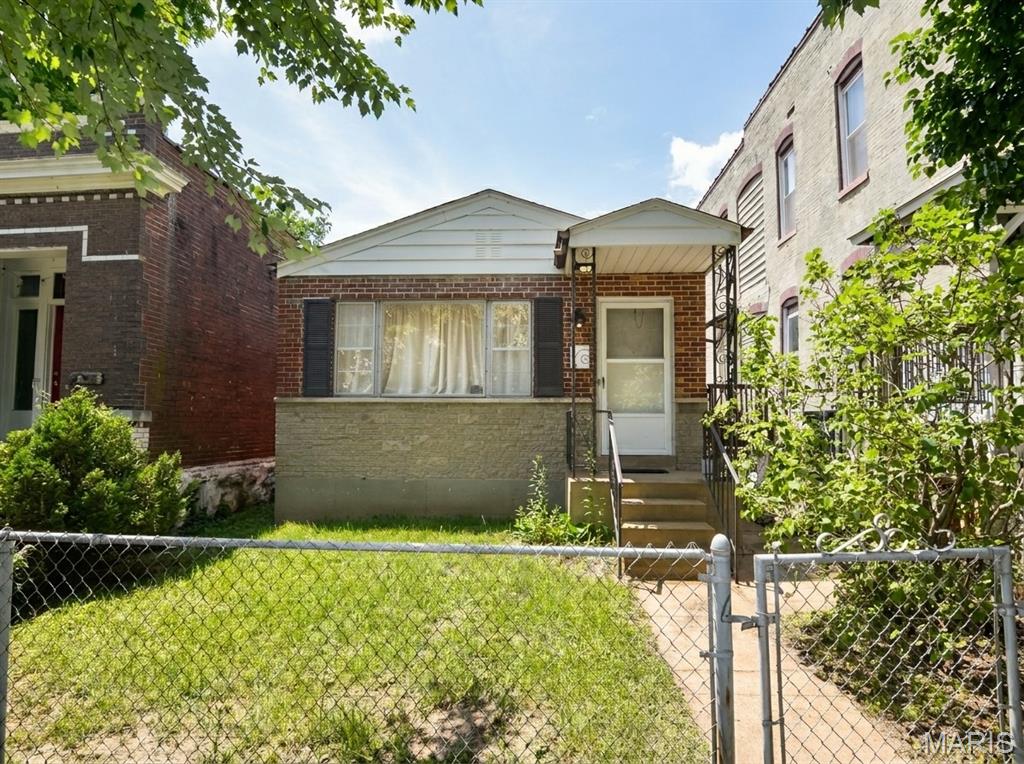 Photo of 4649 Oregon Avenue St Louis MO 63111